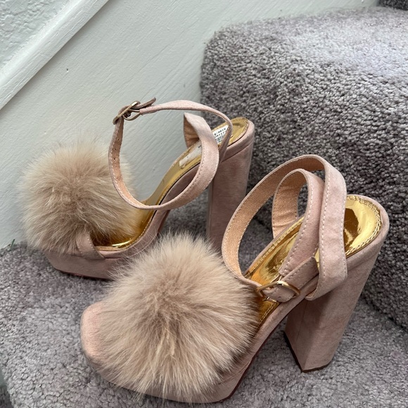 Liliana Selina-1 Nude Pink Pom Pom Platform 5” Block Heels Bratz Y2K Shoes 6.5 - Picture 3 of 10